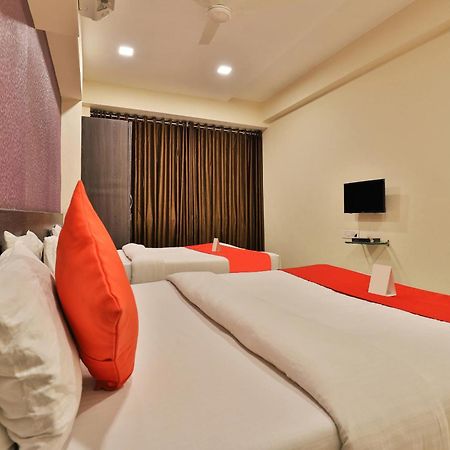 Hotel Royal Rituals Vesu Surat Zewnętrze zdjęcie